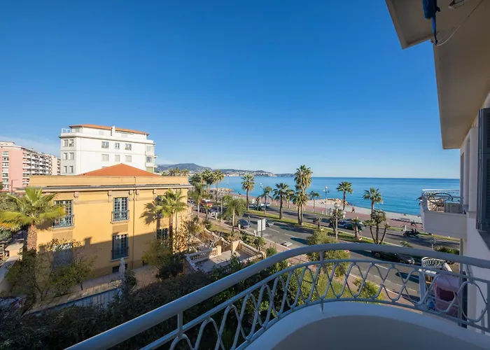 Family Apartment Sea View